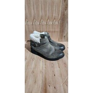 UGG Benson Ankle Boots Womens Size 7.5 Distressed Leather Sherling Lined Booties
